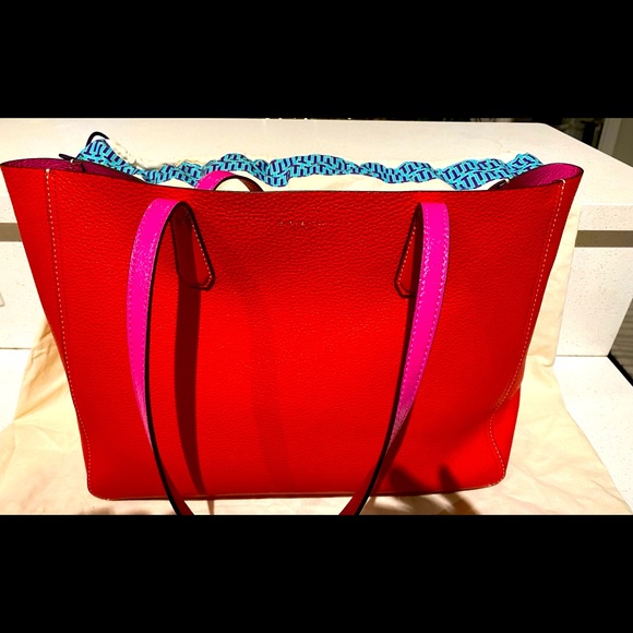 Tory Burch Handbags - Tory Burch poppy red/patent pink leather tote